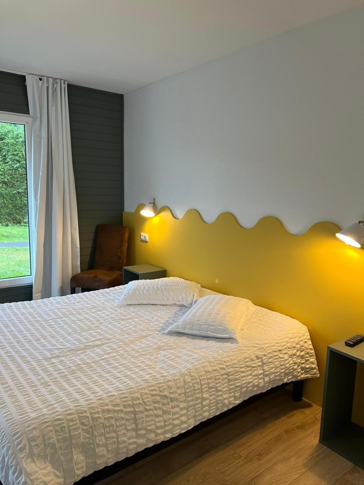 Hotel Les Voisins Beaucemaine Ploufragan Екстер'єр фото