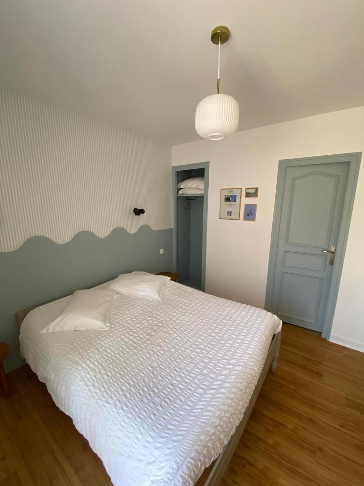 Hotel Les Voisins Beaucemaine Ploufragan Екстер'єр фото